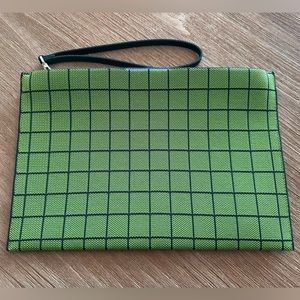 Rothy’s The Wristlet - Green Windowpane - EUC. Carried once.